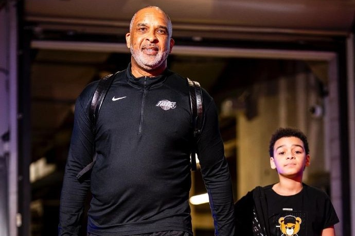 菲尔・汉迪加盟独行侠教练组，携手基德共塑球队未来